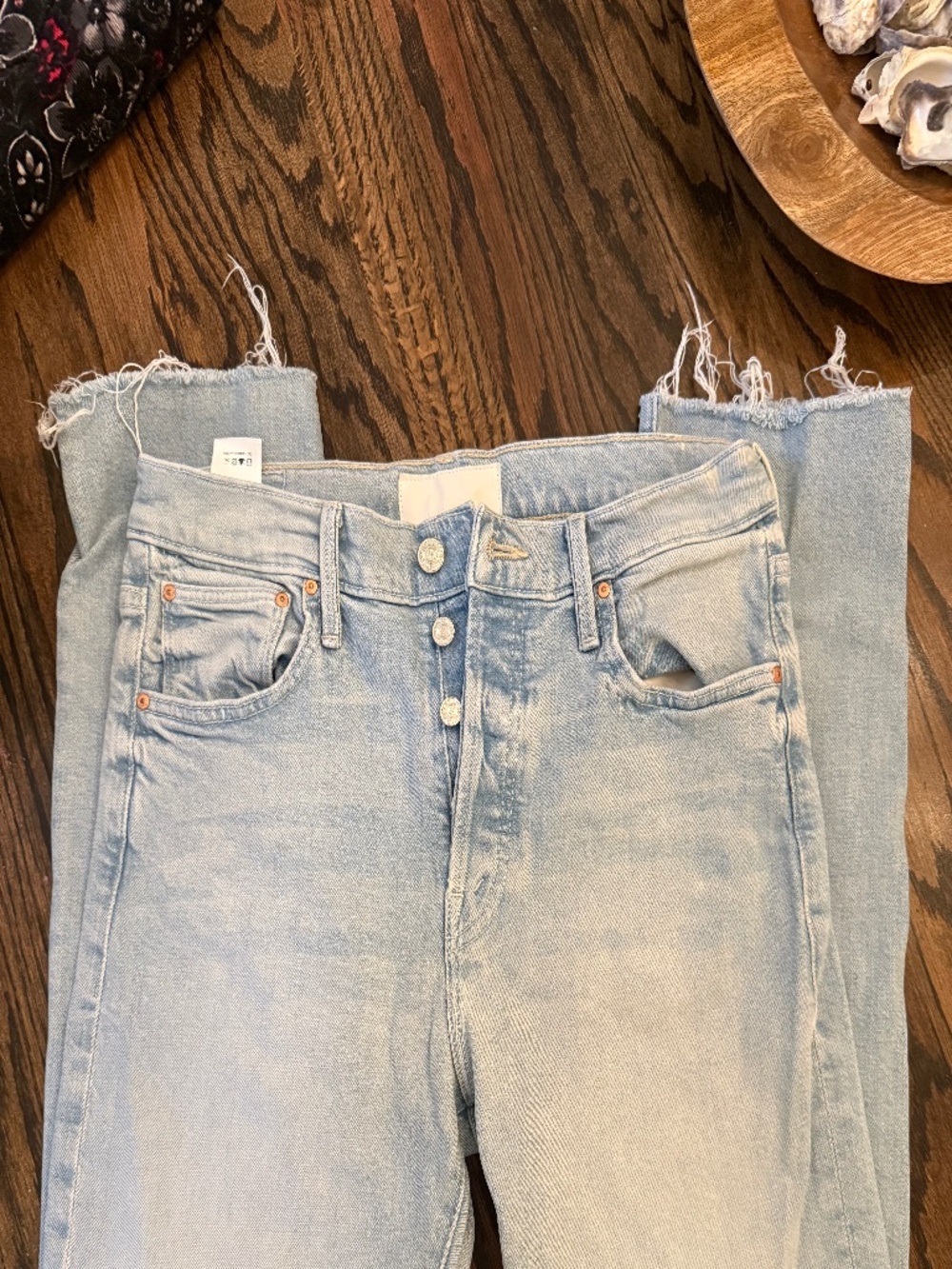 Women’s MOTHER Light Wash Straight Leg Jeans Size 27